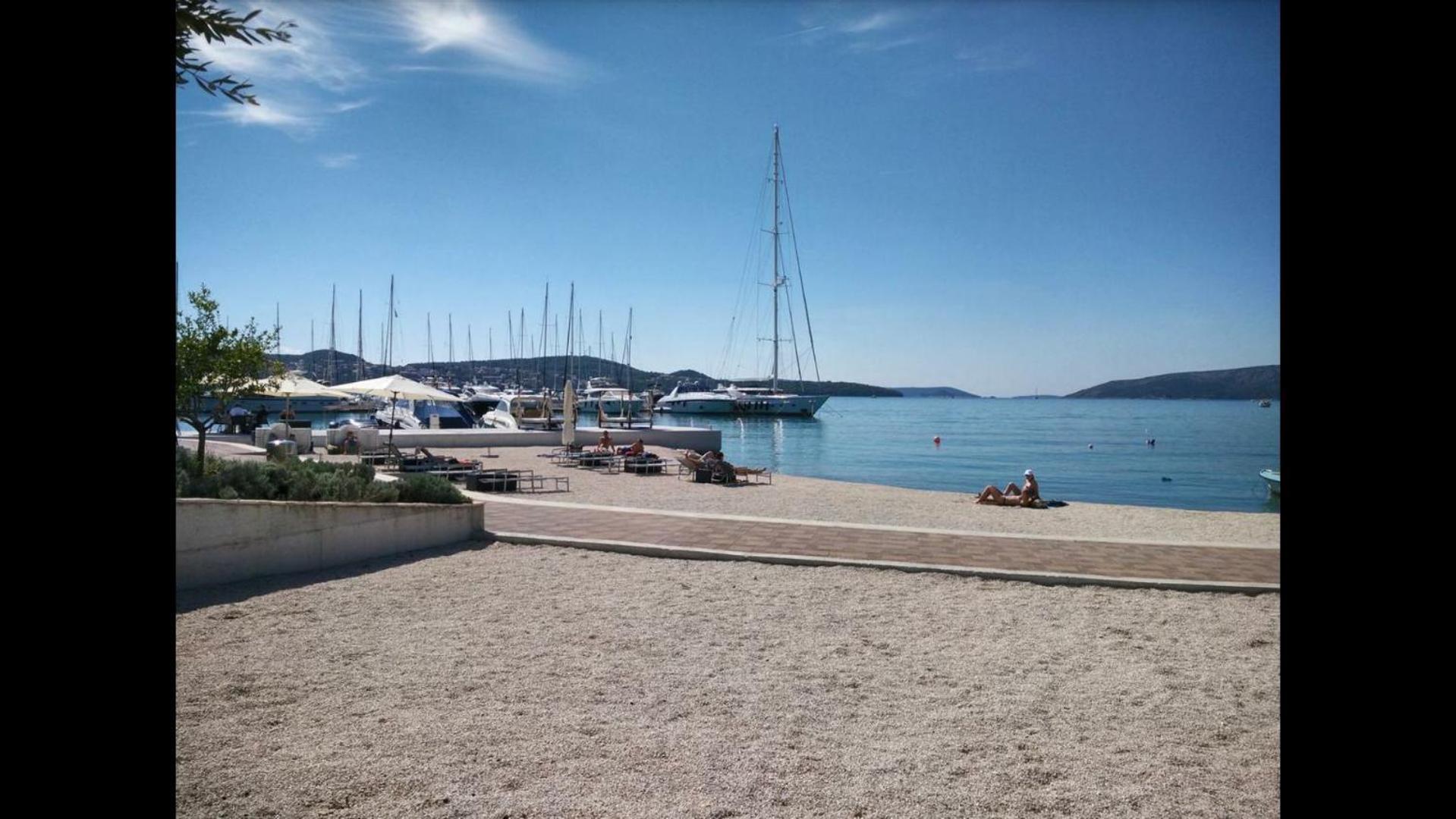 Apartments Gina Trogir Exterior photo
