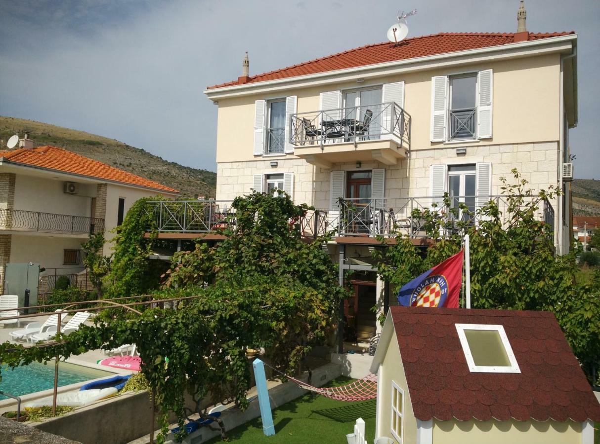Apartments Gina Trogir Exterior photo